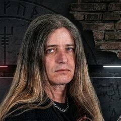 Ev Martel, guitarrista de heavy metal
